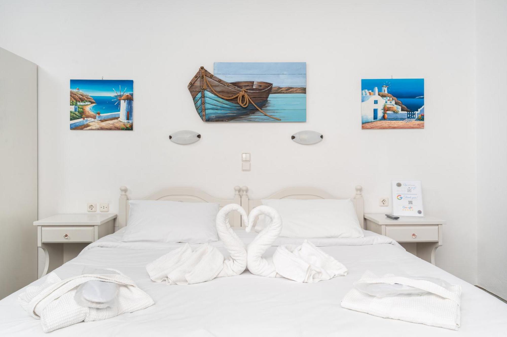 פארוס Eleni Rooms מראה חיצוני תמונה