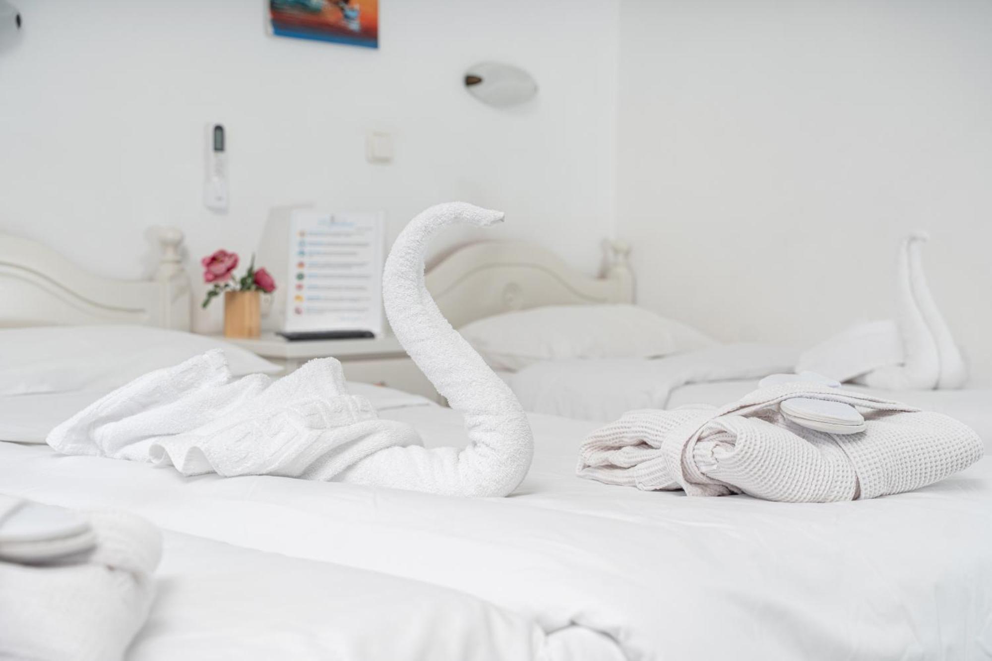 פארוס Eleni Rooms מראה חיצוני תמונה