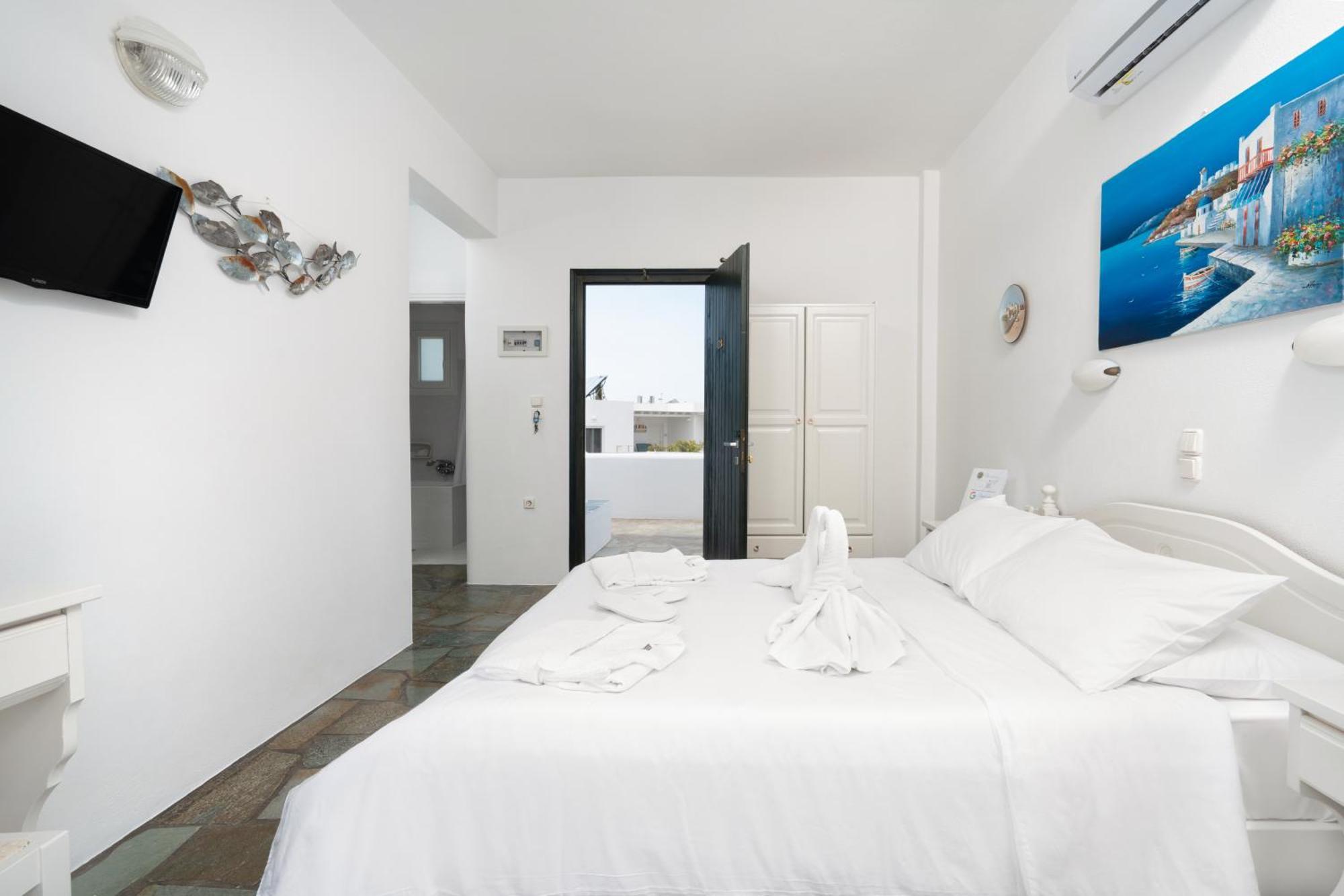 פארוס Eleni Rooms מראה חיצוני תמונה