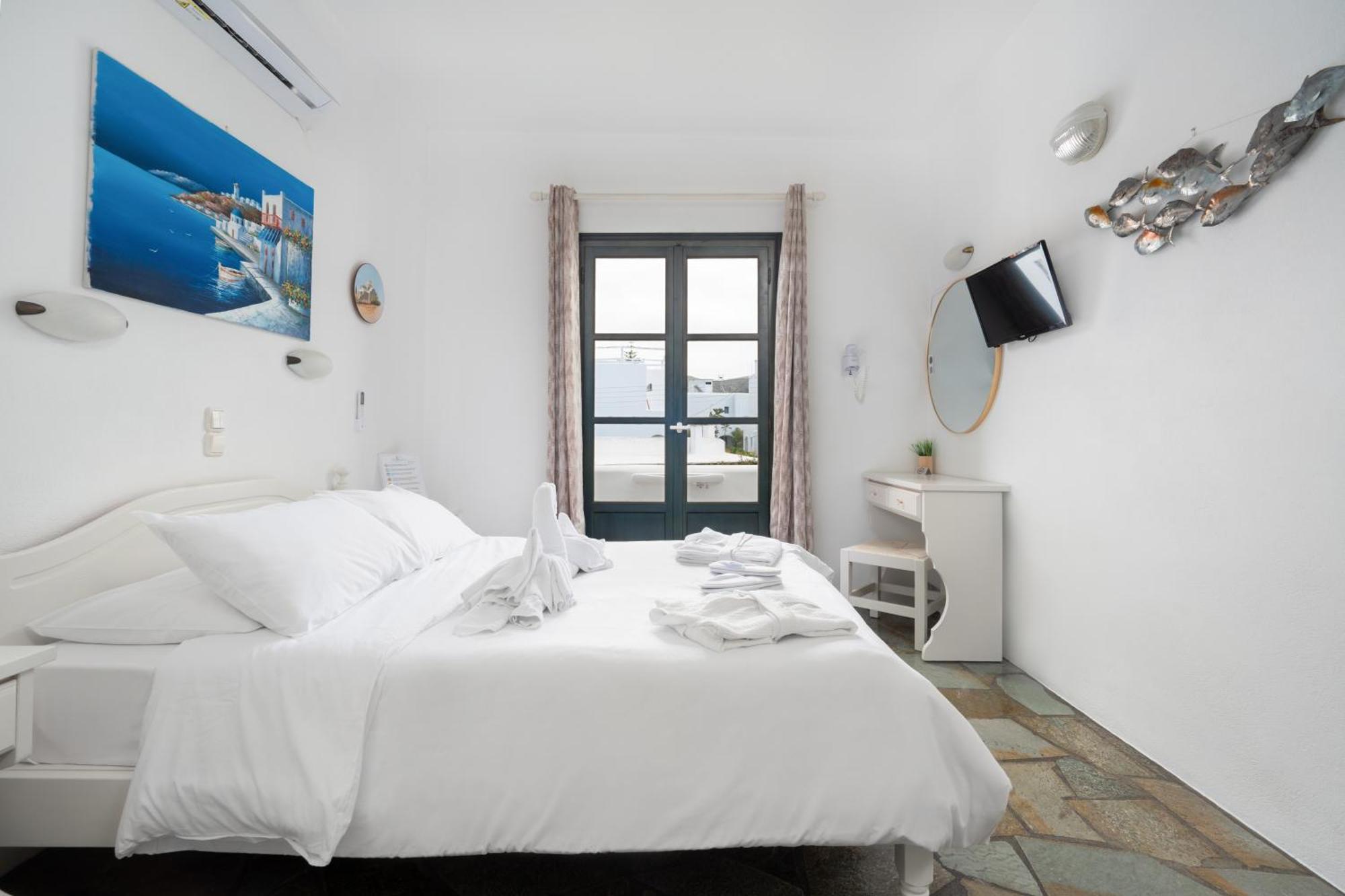 פארוס Eleni Rooms מראה חיצוני תמונה